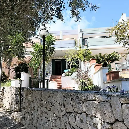 Raffaello A * Santa Cesarea Terme